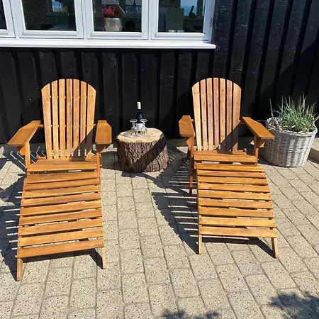 With A Unique Sea View, Close Too Waterpark, Holiday home Hjorring