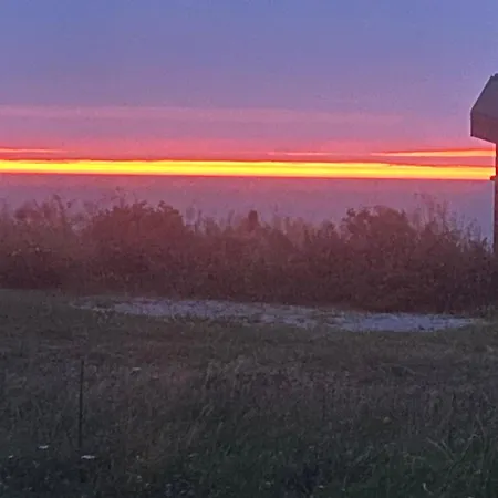 Trevligt Sommarhus Med Unik Havsutsikt Hjørring